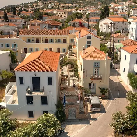 Kastro Ξενοδοχείο με διαμερίσματα 3*
