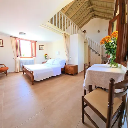 Kastro Lejlighedshotel